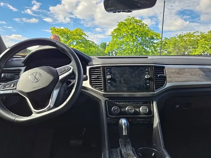 2023 Volkswagen Atlas - view 36