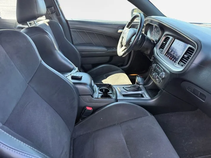 2022 Dodge Charger - view 32