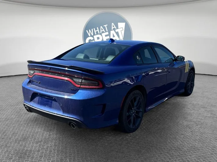 2022 Dodge Charger - view 7
