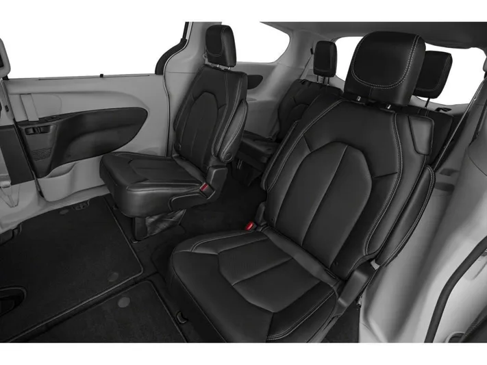 2023 Chrysler Pacifica - view 9