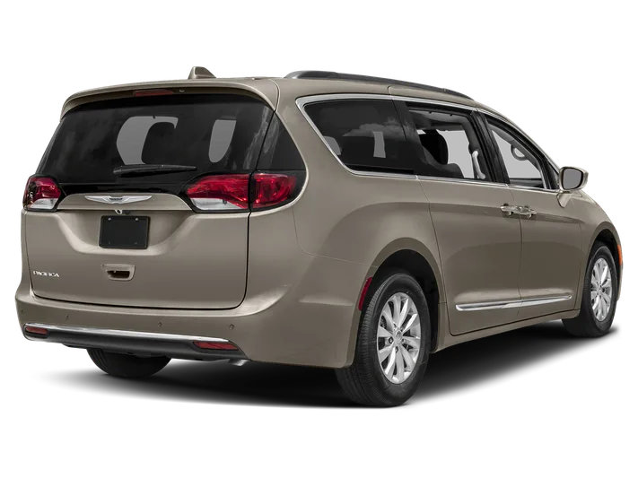 2018 Chrysler Pacifica - view 2