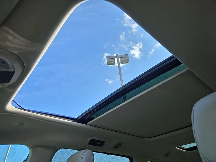 2020 Chrysler Pacifica - view 27