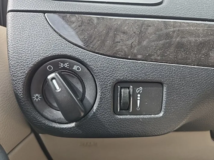 2016 Dodge Grand - view 14