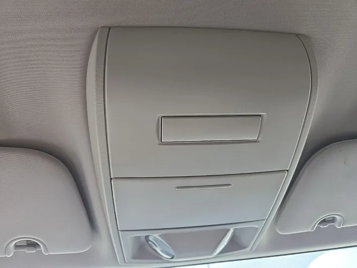 2016 Dodge Grand - view 20