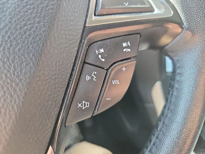 2024 Ford Edge - view 20