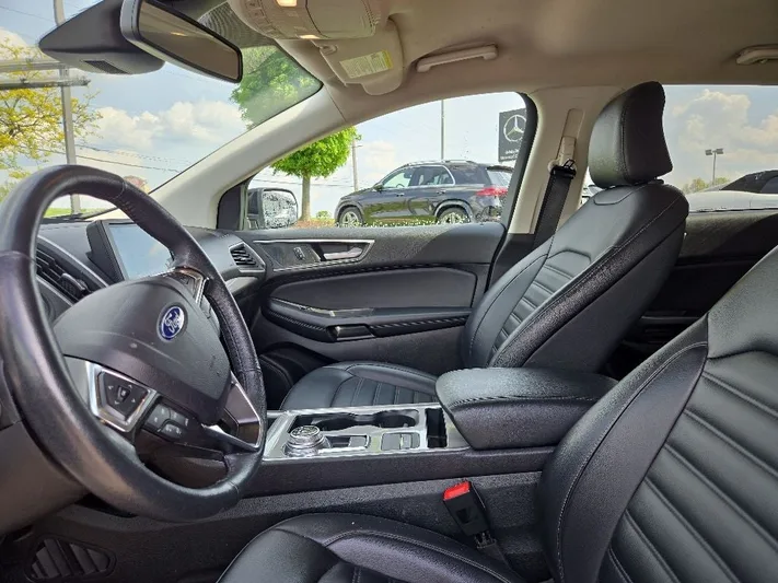 2024 Ford Edge - view 29