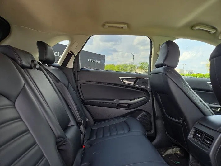 2024 Ford Edge - view 32