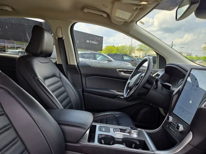 2024 Ford Edge - view 33