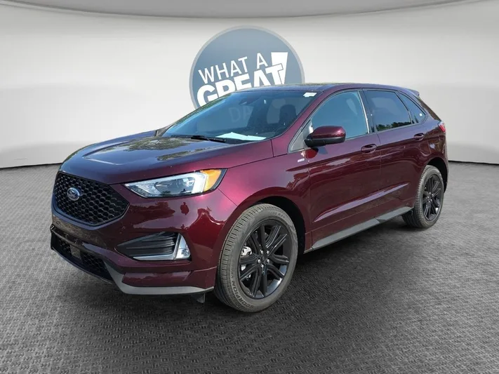 2023 Ford Edge - view 8