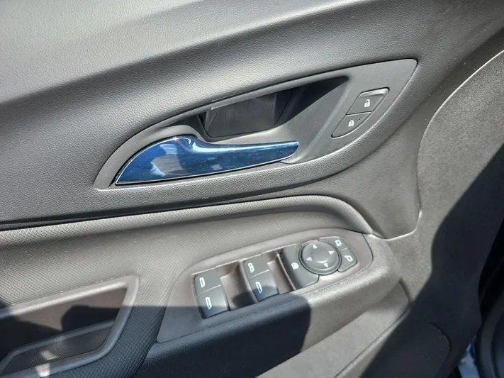 2022 Chevrolet Equinox - view 14