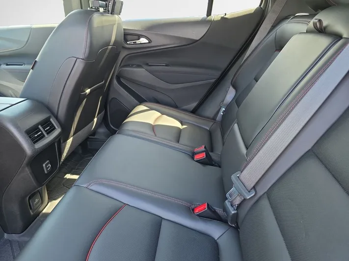 2022 Chevrolet Equinox - view 24