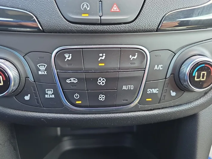 2022 Chevrolet Equinox - view 30