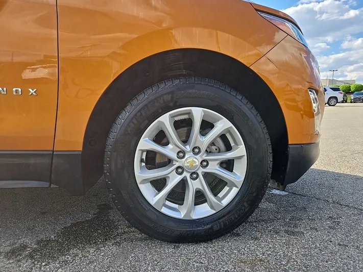 2018 Chevrolet Equinox - view 11