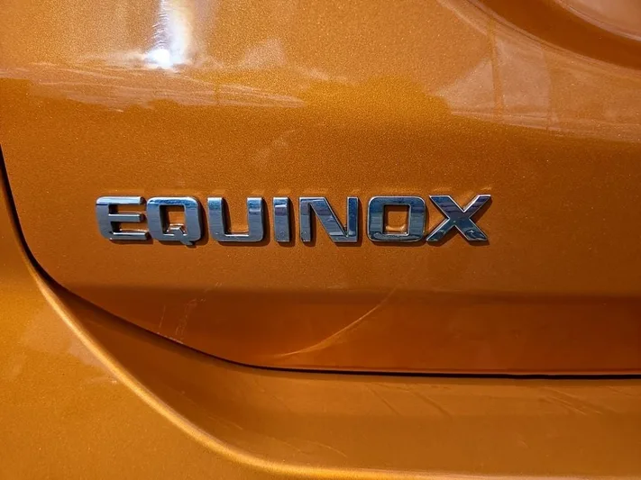 2018 Chevrolet Equinox - view 14