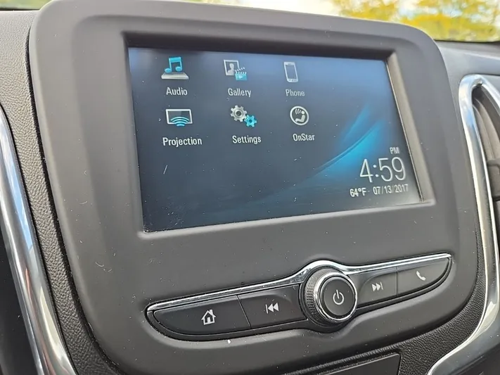 2018 Chevrolet Equinox - view 19