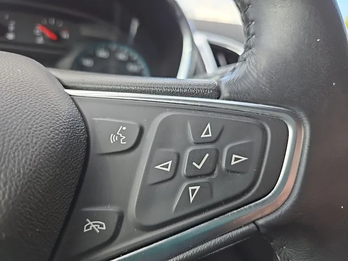 2018 Chevrolet Equinox - view 25