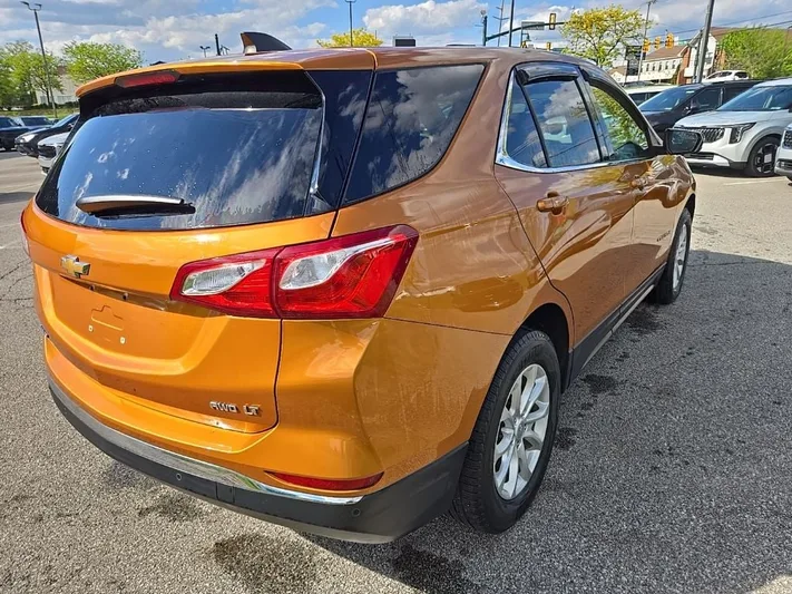 2018 Chevrolet Equinox - view 3