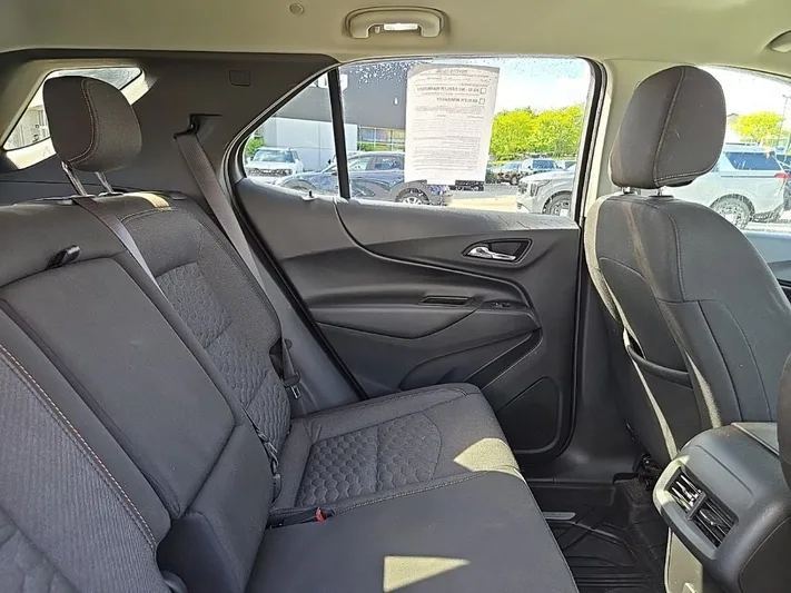 2018 Chevrolet Equinox - view 38