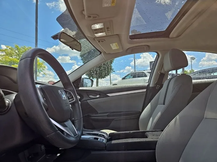 2016 Honda Civic - view 33