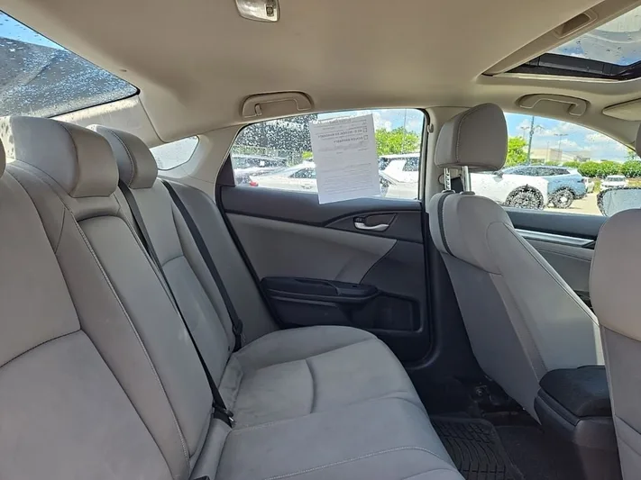 2016 Honda Civic - view 36