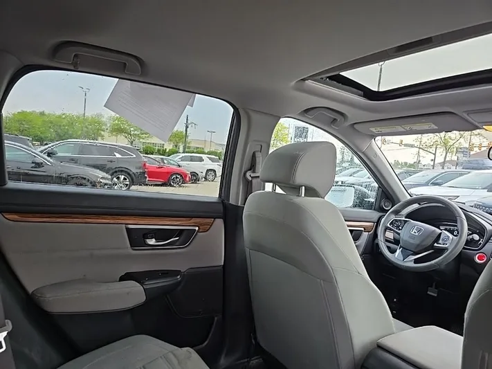 2017 Honda CR-V - view 32