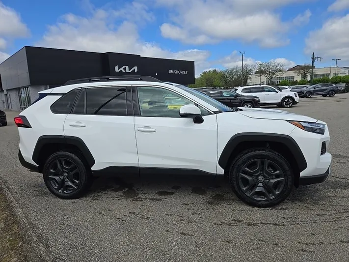 2024 Toyota RAV4 - view 2