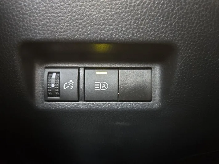 2024 Toyota RAV4 - view 16