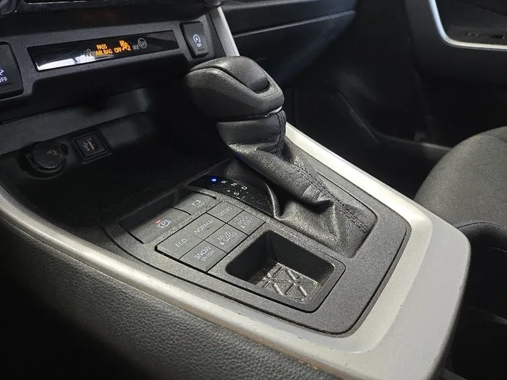 2024 Toyota RAV4 - view 22