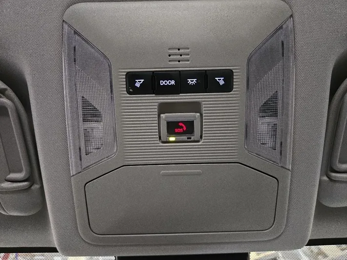 2024 Toyota RAV4 - view 26