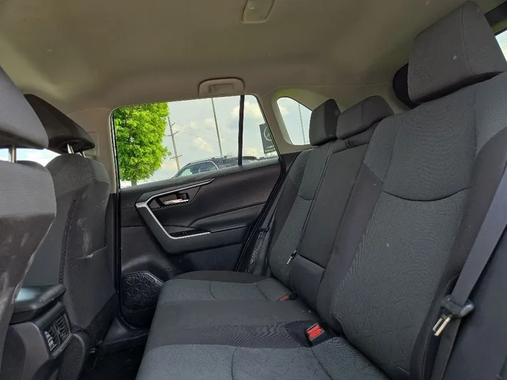 2024 Toyota RAV4 - view 31