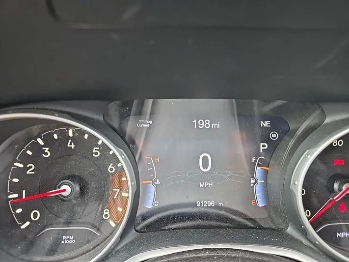 2019 Jeep Compass - view 16