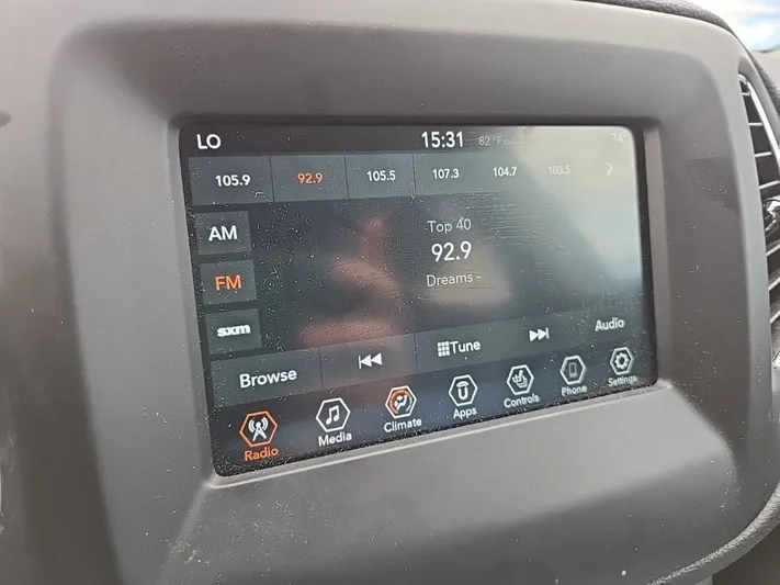 2019 Jeep Compass - view 17