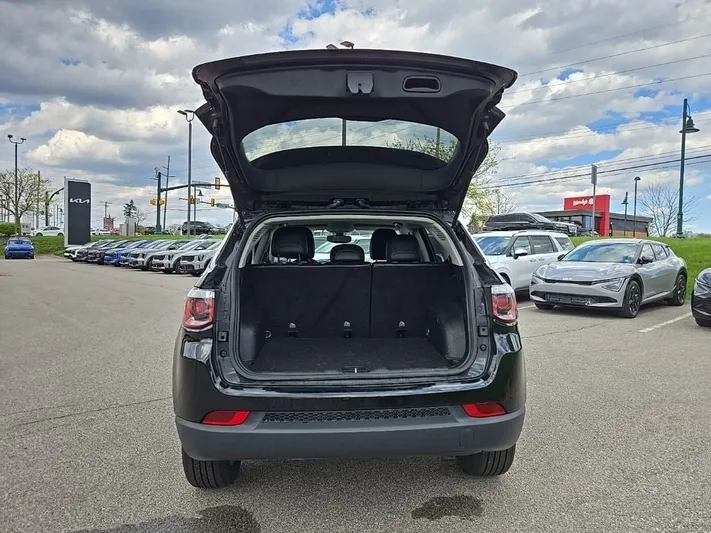 2019 Jeep Compass - view 29