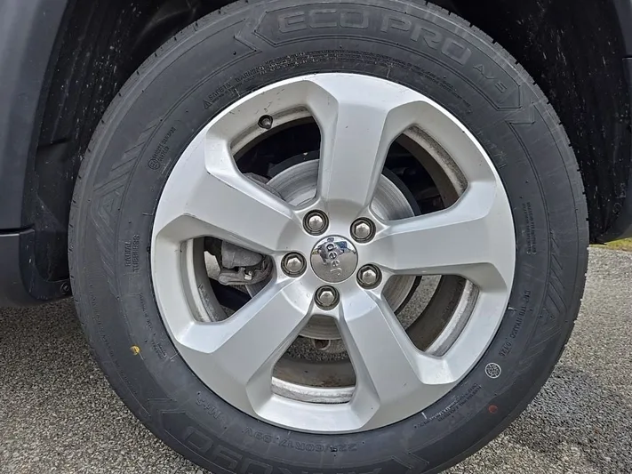 2019 Jeep Compass - view 34