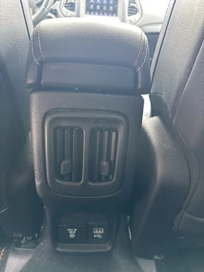 2018 Jeep Compass - view 27
