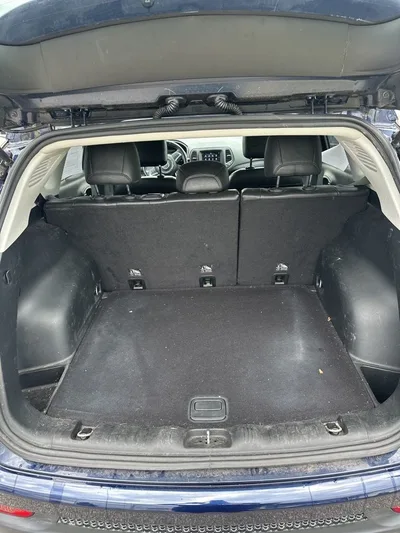 2018 Jeep Compass - view 28