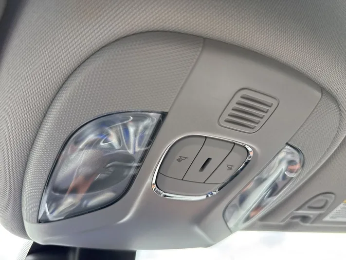 2022 Jeep Compass - view 28