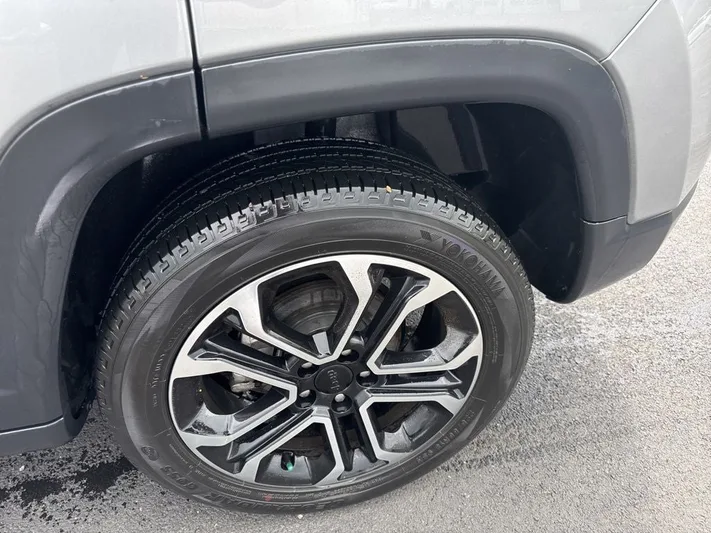 2022 Jeep Compass - view 30