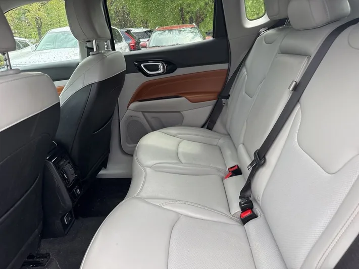 2022 Jeep Compass - view 33