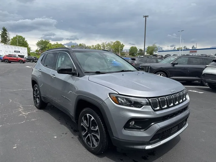 2022 Jeep Compass - view 41