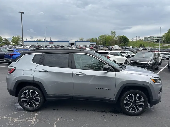 2022 Jeep Compass - view 49