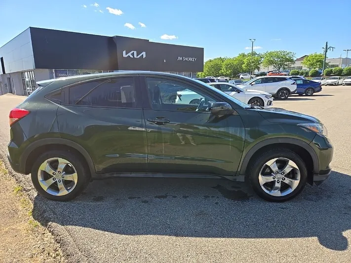 2017 Honda HR-V - view 2