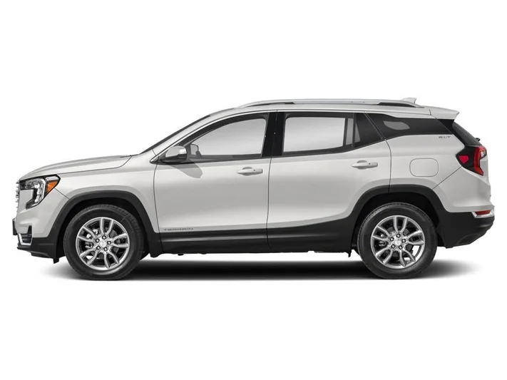 2024 GMC Terrain - view 3