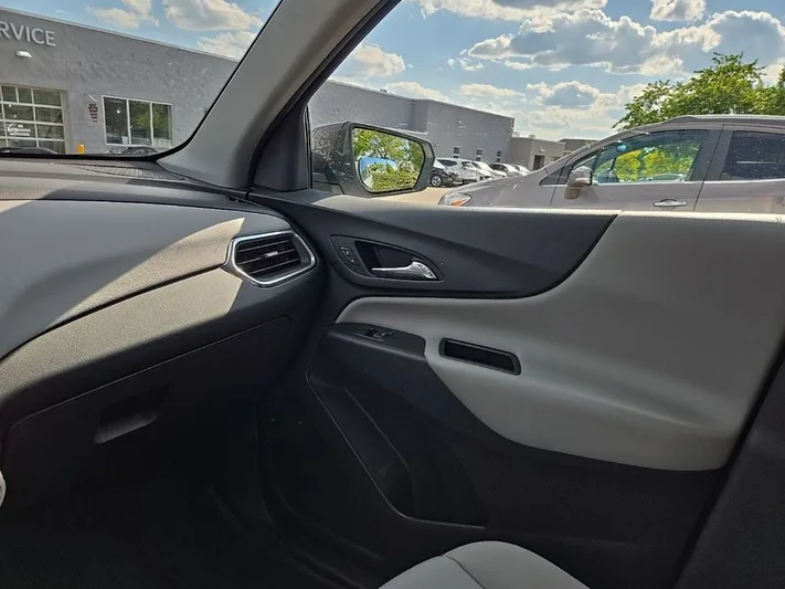 2020 Chevrolet Equinox - view 22