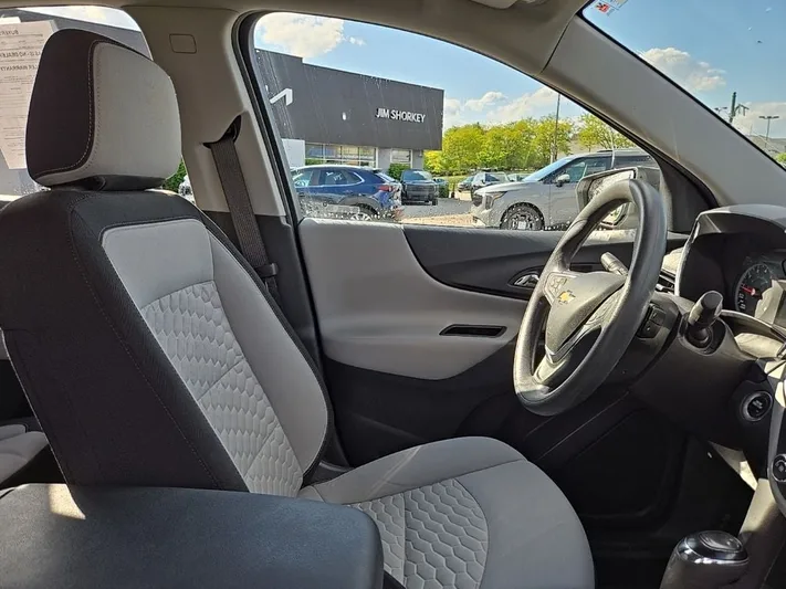 2020 Chevrolet Equinox - view 34