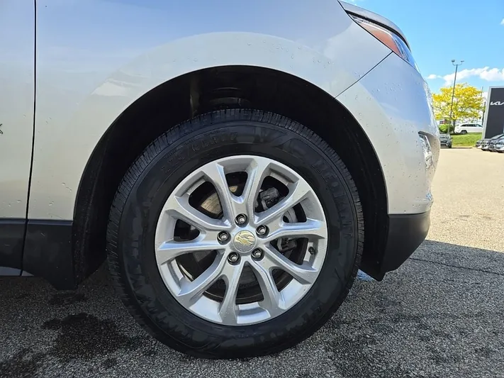 2020 Chevrolet Equinox - view 35