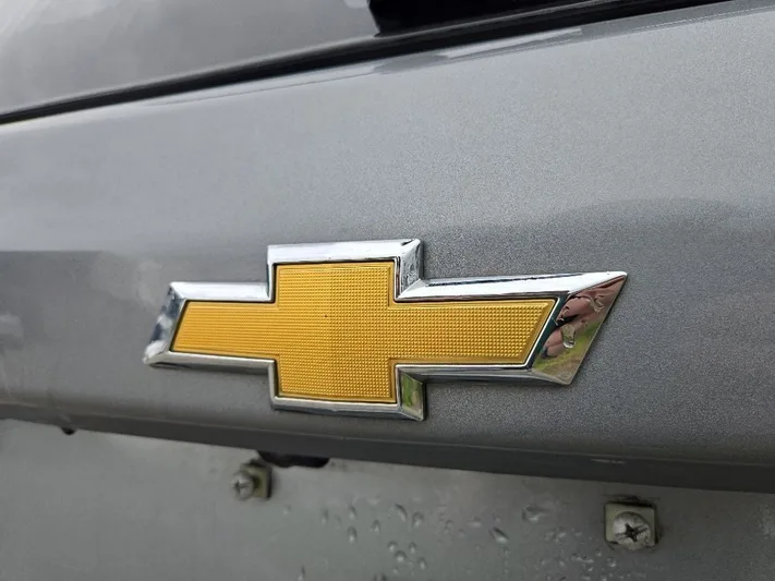 2024 Chevrolet Equinox - view 10