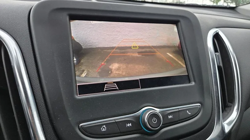 2024 Chevrolet Equinox - view 12