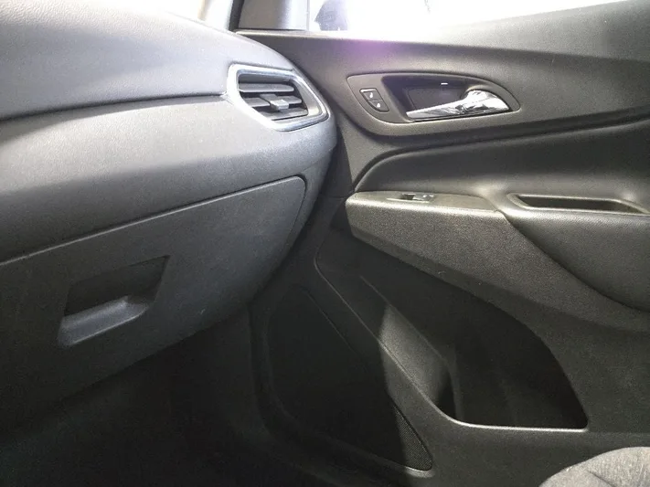 2024 Chevrolet Equinox - view 19