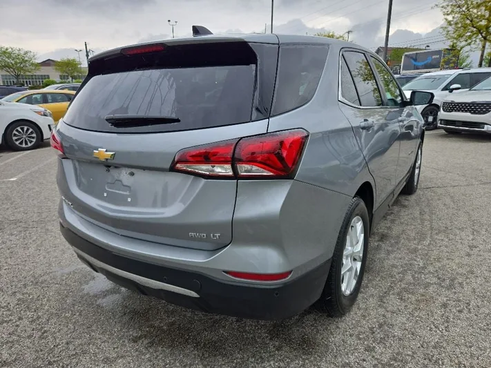 2024 Chevrolet Equinox - view 3